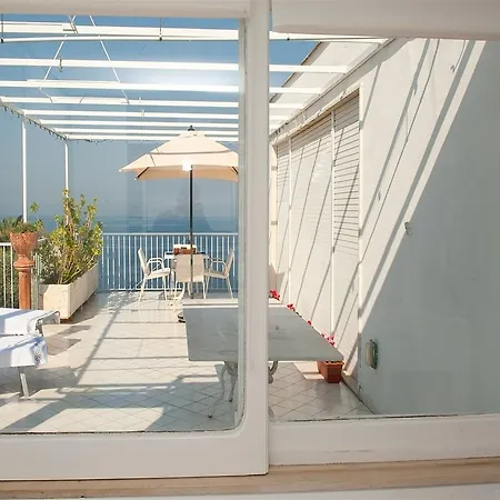 Casa Correale Apartment